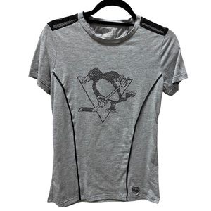 Old Time Hockey Pittsburgh Penguins NHL Gray T-Shirt Sz S. EUC